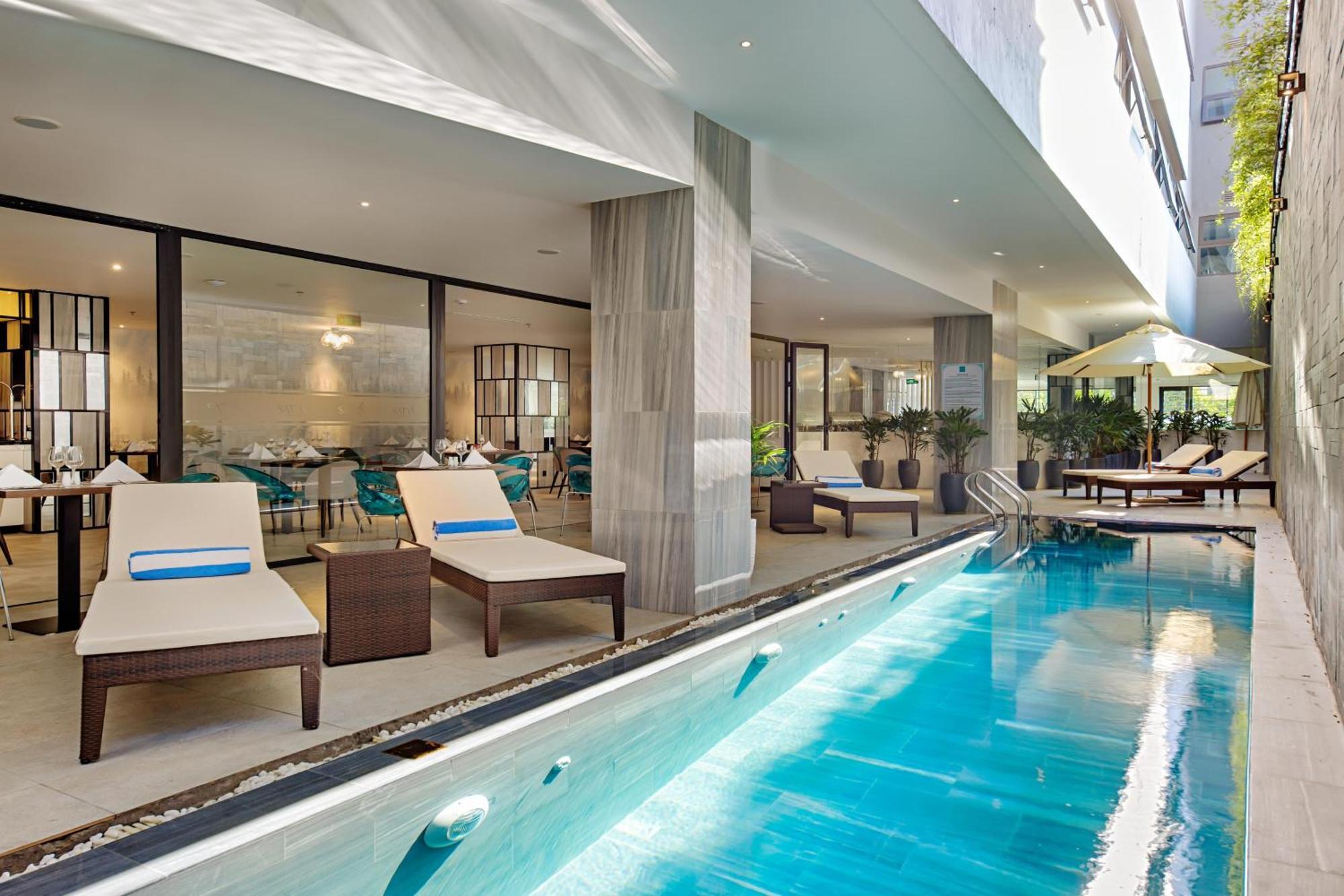 Satya Da Nang Hotel Han Market Екстер'єр фото