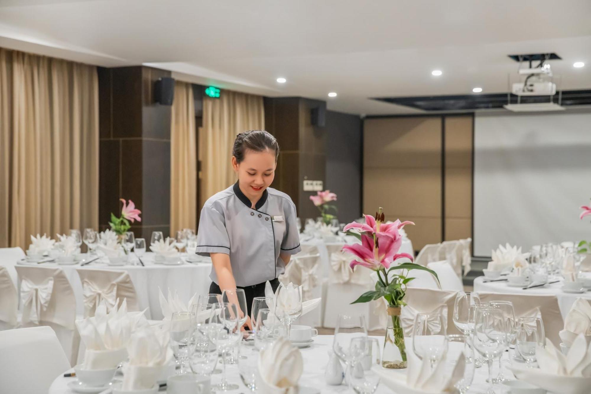 Satya Da Nang Hotel Han Market Екстер'єр фото