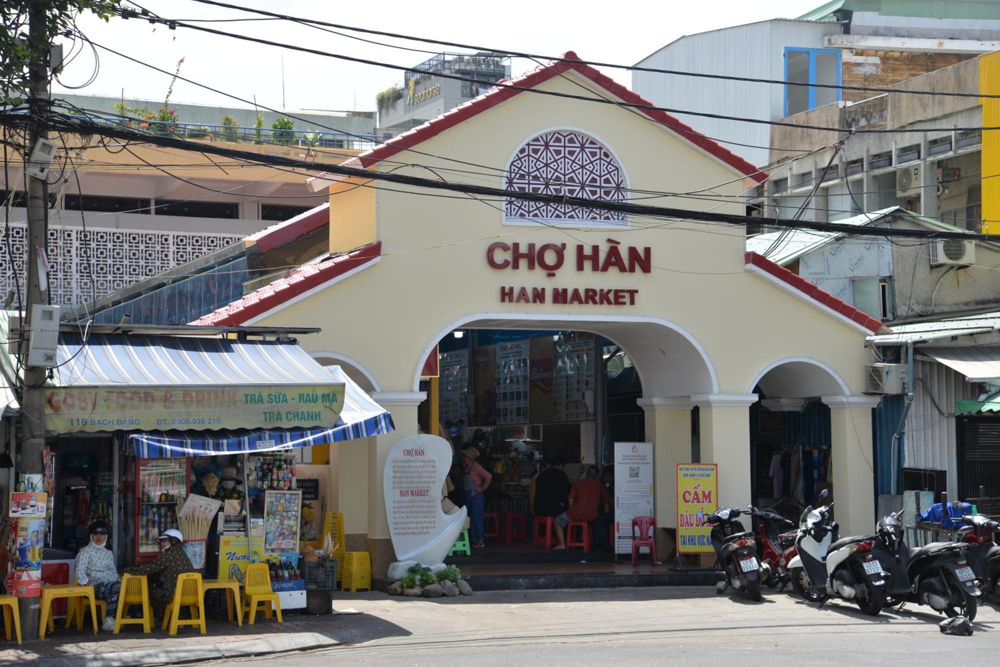 Satya Da Nang Hotel Han Market Екстер'єр фото