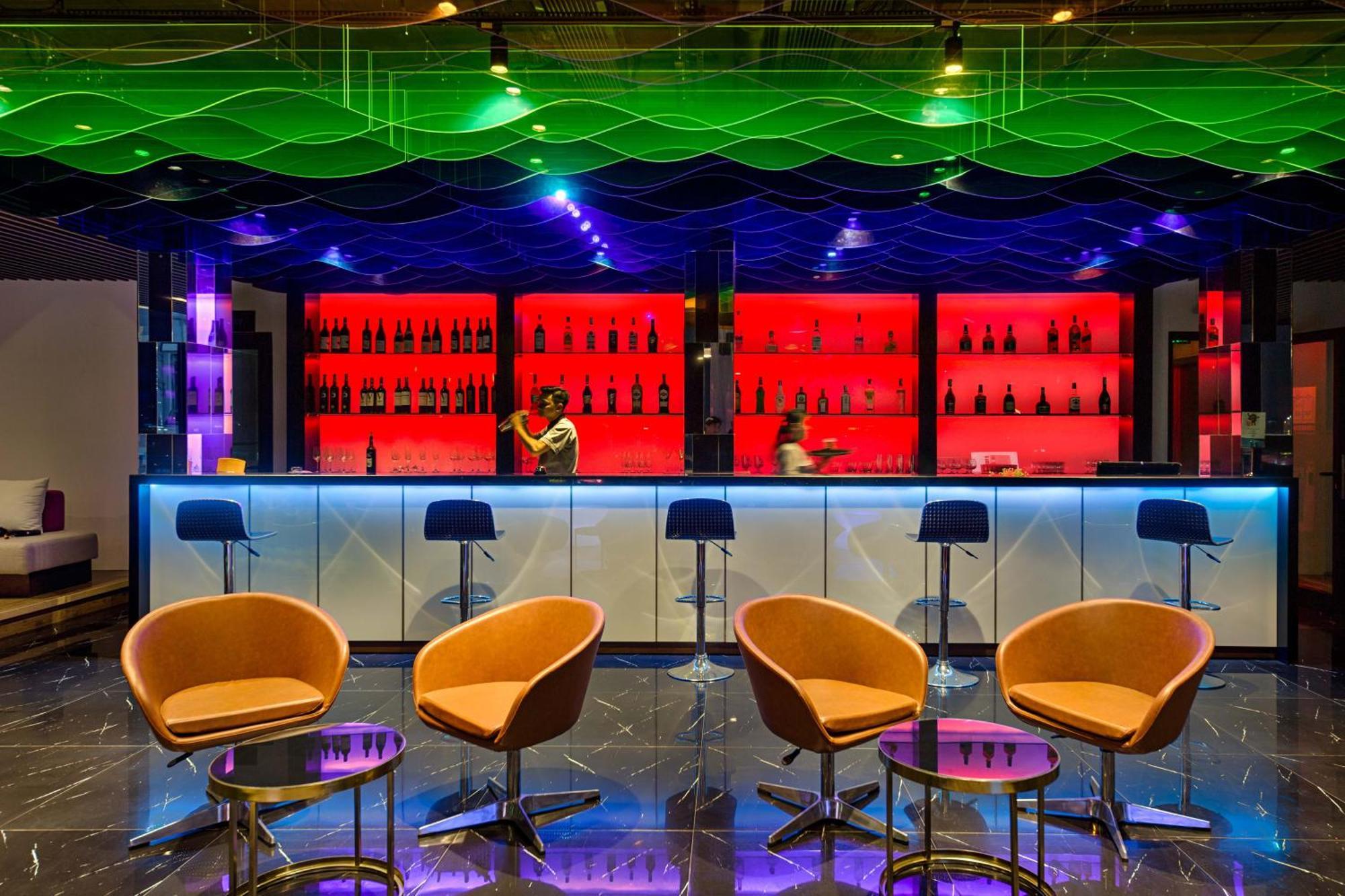 Satya Da Nang Hotel Han Market Екстер'єр фото