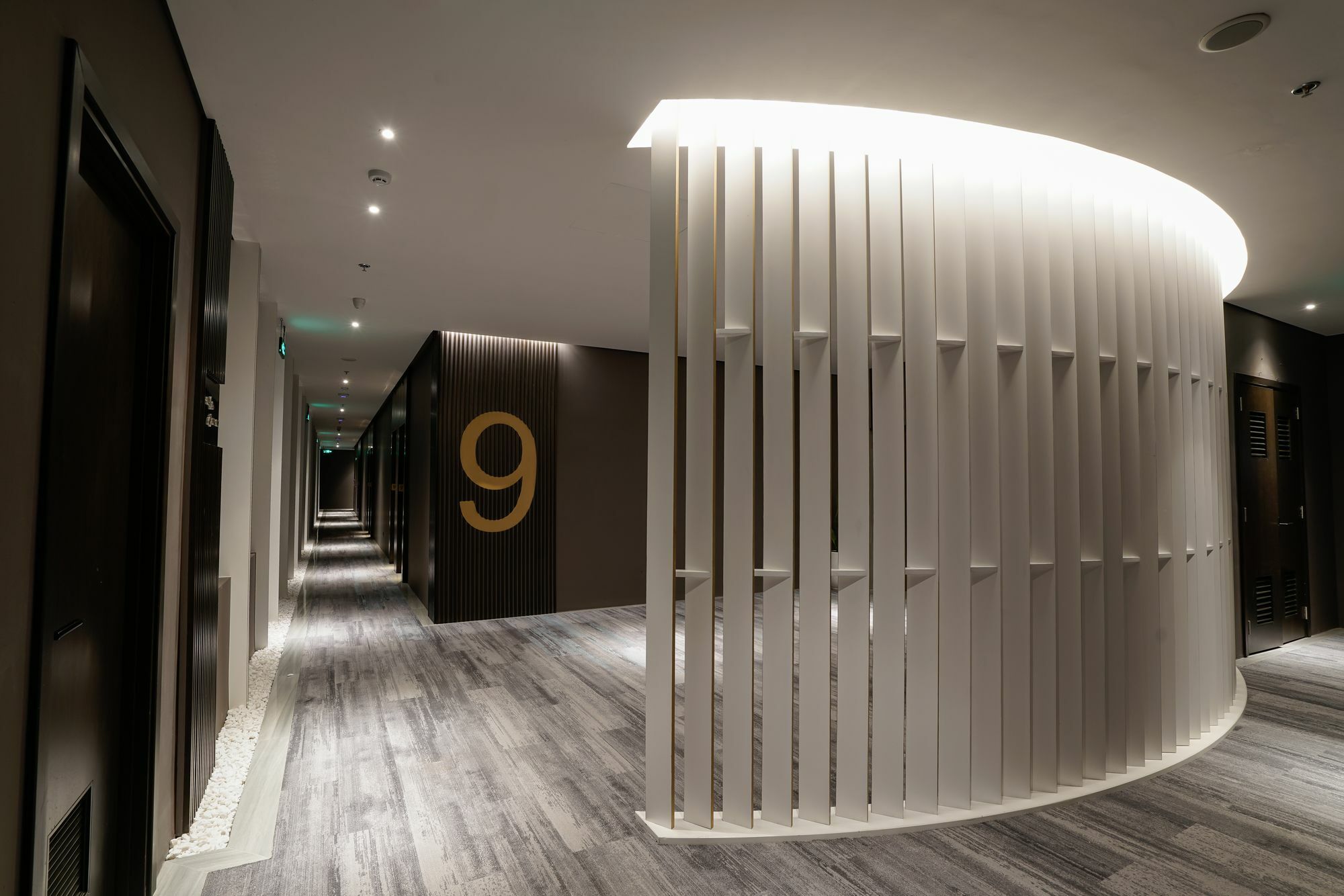 Satya Da Nang Hotel Han Market Екстер'єр фото